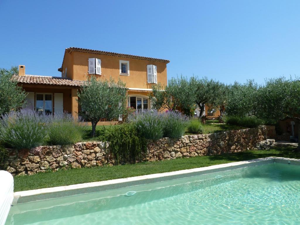 Bed and Breakfast Mas De L'Olivette Cotignac Exterior foto