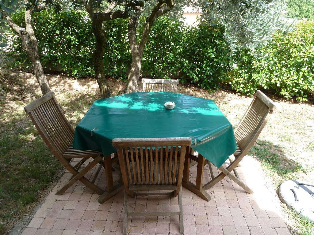 Bed and Breakfast Mas De L'Olivette Cotignac Zimmer foto