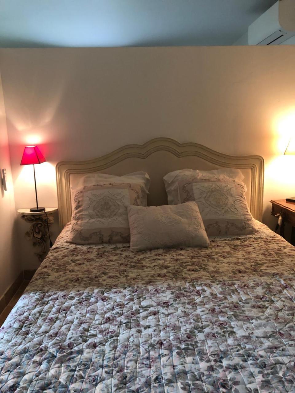 Bed and Breakfast Mas De L'Olivette Cotignac Exterior foto